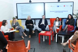 Ženske v gospodarstvu in financah: od dostopa do kapitala do finančne pismenosti mladih  - ONA VE - 40